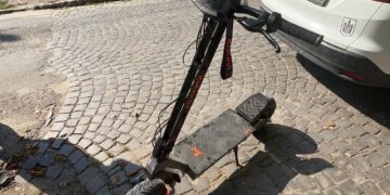 На Львівщині сталася ДТП за участю електросамоката: постраждала 13-річна пасажирка