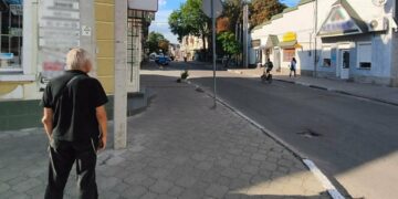 Пограбував перехожого біля зупинки: у Стрию затримали 32-річного чоловіка