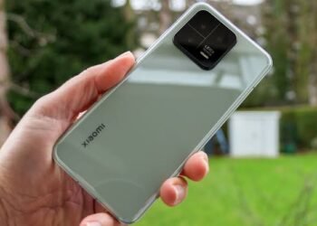 У смартфонів Xiaomi краще працюватиме камера, батарея, дисплей: що потрібно зробити (фото)