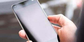Уряд зобов’язався забезпечити 3-денну роботу 70% базових станцій мобільного зв’язку без електрики