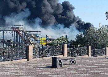 Су-24М на аеродромі “Сакі” та 18 складів дронів: у Генштабі назвали результати ударів