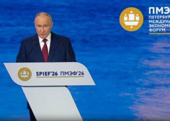 Фергюсон про удари вглиб Росії: “Постає питання, скільки ще Путін так може”