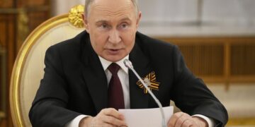 Bloomberg: Кремль готує ескалацію ударів по Україні після провалу переговорів