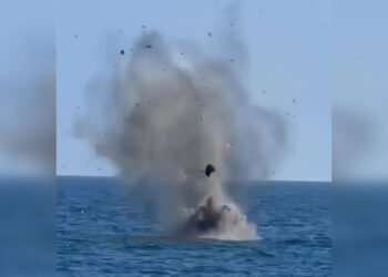 Румунія знищила два дрони біля її газового родовища в Чорному морі: що відомо (відео)