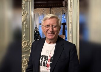 67-річний телеведучий заговорив про всиновлення дитини: де зараз Володимир Горянський (фото)