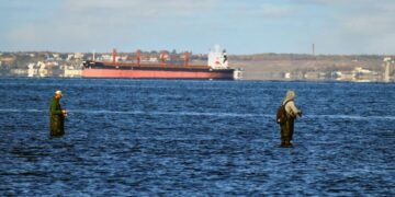 Туреччина обмежила прохід суден у Чорне море через сплеск атак, – Bloomberg