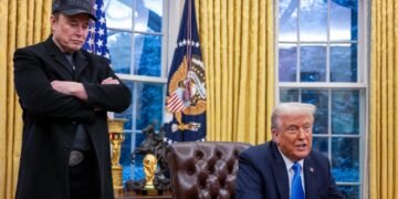 Маск і Трамп знову помирилися після гучного скандалу: ЗМІ пишуть про “ціну питання” в $100 млн