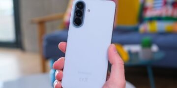 Досвід користування Samsung Galaxy A57: чи варто купувати смартфон у 2026 році (фото)