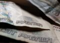 Росіяни масово виводять гроші з країни: у розвідці розкрили, чого вони бояться