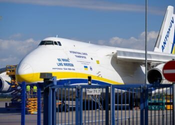 Дрон із вибухівкою біля українського літака в Лейпцигу міг збити водій автобуса, – Welt