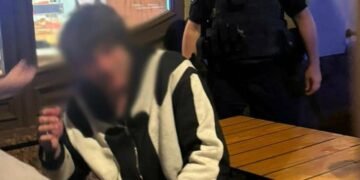У центрі Львова вночі 18-річний волинянин напав з ножем на закарпатця у ресторані