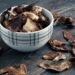 Як правильно сушити гриби на зиму: покрокова інструкція та головні помилки