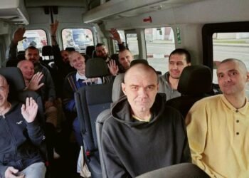 Серед 10 повернутих військових з полону є житель Львівщини