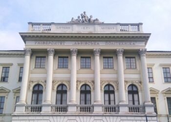 Львівська політехніка платитиме найуспішнішим вступникам: хто може отримати стипендію