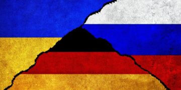 Джонсон розповів, що йому казали в Берліні напередодні вторгнення: нехай українці швидше програють