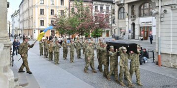 У Львові попрощаються із загиблим Героєм, – ФОТО