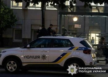 Брюс Лі у спідниці: у Львові 15-річна дівчина побила трьох людей на вулиці Рубчака