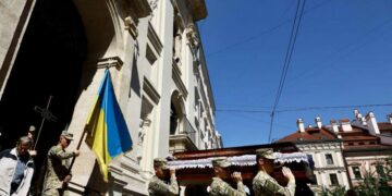 У Львові попрощаються із загиблим Героєм, – ФОТО