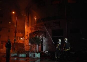 У ДСНС показали перші фото наслідків нічної атаки окупантів на Київ