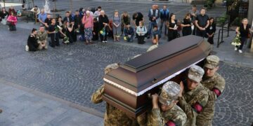 У Львові попрощаються із двома Героями, – ФОТО