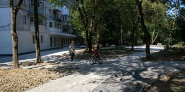 З фонтаном, тренажерами та петанком: у Львові облаштовують новий громадський простір біля майбутнього ЦНАПу