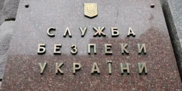 СБУ застерігає: спецслужби рф посилено намагаються завербувати родичів українських військовополонених