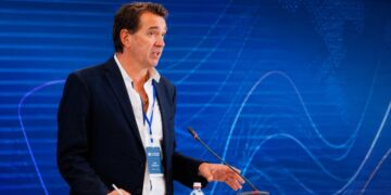 “Сильні лідери часто прораховуються”: історик Пітер Франкопан про те, що спільного у Путіна й Трампа