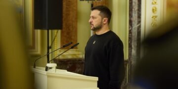 Зеленський прийняв вірчі грамоти від послів чотирьох країн і обговорив з ними розвиток торговельно-економічних відносин