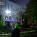 У Києві ворожий дрон влучив у будівлю вишу, є пошкодження