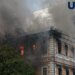 "Обов'язково буде на це відповідь росії": Зеленський показав відео пожежі у НАН у Києві після удару рф, у будівлі шукають людей