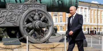 росія збільшить військові витрати на третину у 2027 році – вони стануть найбільшими з часів СРСР