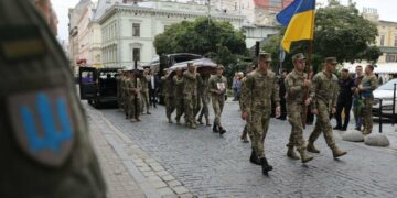Завтра Львів попрощається з воїнами Романом Дем’яновським, Владиславом Юркевичем та Антоном Ткаченком