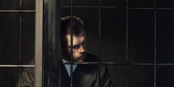 За роботу в “офісі” — до 10 років: які покарання чекають на шахрайські кол-центри за законопроєктом Зеленського