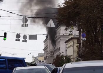 Атака РФ по офісу СБУ в Києві: Словаччина засудила напад і викликала посла Росії