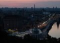 “Наказав атакувати все цивільне”: РФ хоче паралізувати Київ ударами до зими, — The Economist