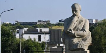 «Можете забути про аеропорт»: Зубач виступив проти масштабної забудови Сокільників