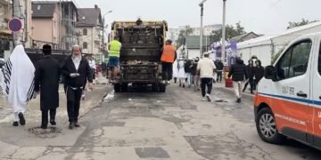 Умань заробила на паломництві хасидів 25 млн гривень: скільки піде на прибирання сміття