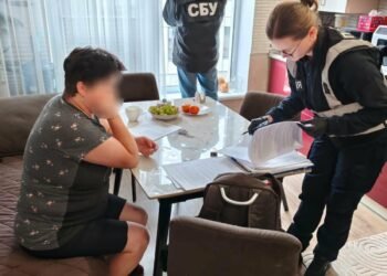 На Львівщині землевпорядниця незаконно вивела з комунальної власності три ділянки на понад два мільйона