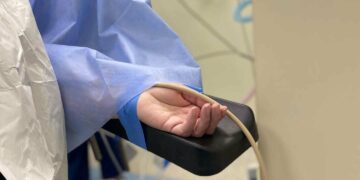 Здуття живота виявилося симптомом раку: львівські хірурги провели надскладну операцію