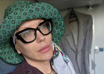 “Бабах”: травесті-діва Монро розповіла про евакуацію з потяга (фото)