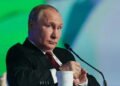 Потрібні “якісь перемовники”: Путін пояснив відсутність ударів РФ по українській владі (відео)