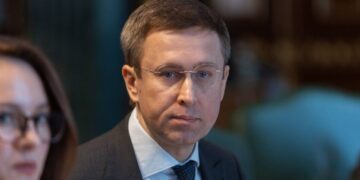 Пенсії та зарплати залежать від Ради: Корецький назвав, що ще мають ухвалити депутати