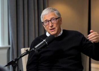 Білл Гейтс про світ, у якому ШІ замінює працівників швидше, ніж змінюється суспільство