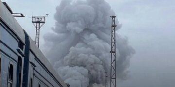 Der Spiegel: Джонсон і радник Мерца опинилися в зоні атаки дронів біля Польщі