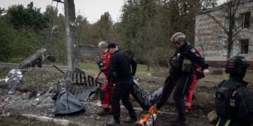 Волонтери УЧХ допомогли постраждалим у Сумах після російських авіаударів