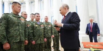 Вже вчетверте за рік: Путін збільшив чисельність армії РФ майже до 2,5 млн