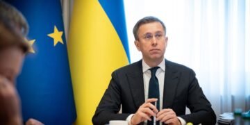 Корецький і єврокомісар Домбровскіс обговорили фінансову підтримку України у 2026-2027 роках
