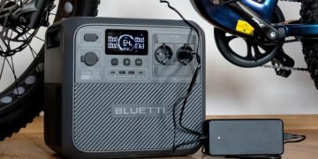 Найкраща зарядна станція осені 2026 року: яка модель на 2600 Вт вразила під час тестів (фото)