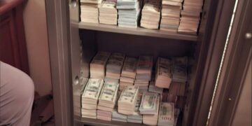 НАБУ викрило схему кришування кол-центрів: організатор працював в Офісі генпрокурора