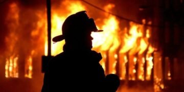 У Львові під час пожежі на Науковій врятували трьох людей